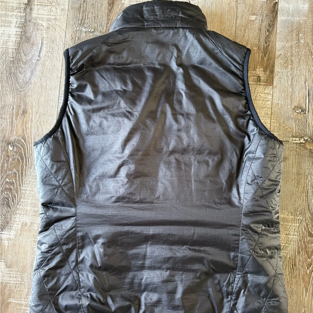Patagonia Women's Charcoal Puffer Vest - Picture 4 of 7